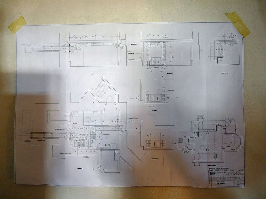 Arbeiten an der neuen Heizungs- und Lüftungsanlage, sowie der Elektronik in St. Crescentius (Foto: Karl-Franz Thiede)